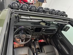 Jeep Wrangler Rubicon Hemi 392  - Foto 10