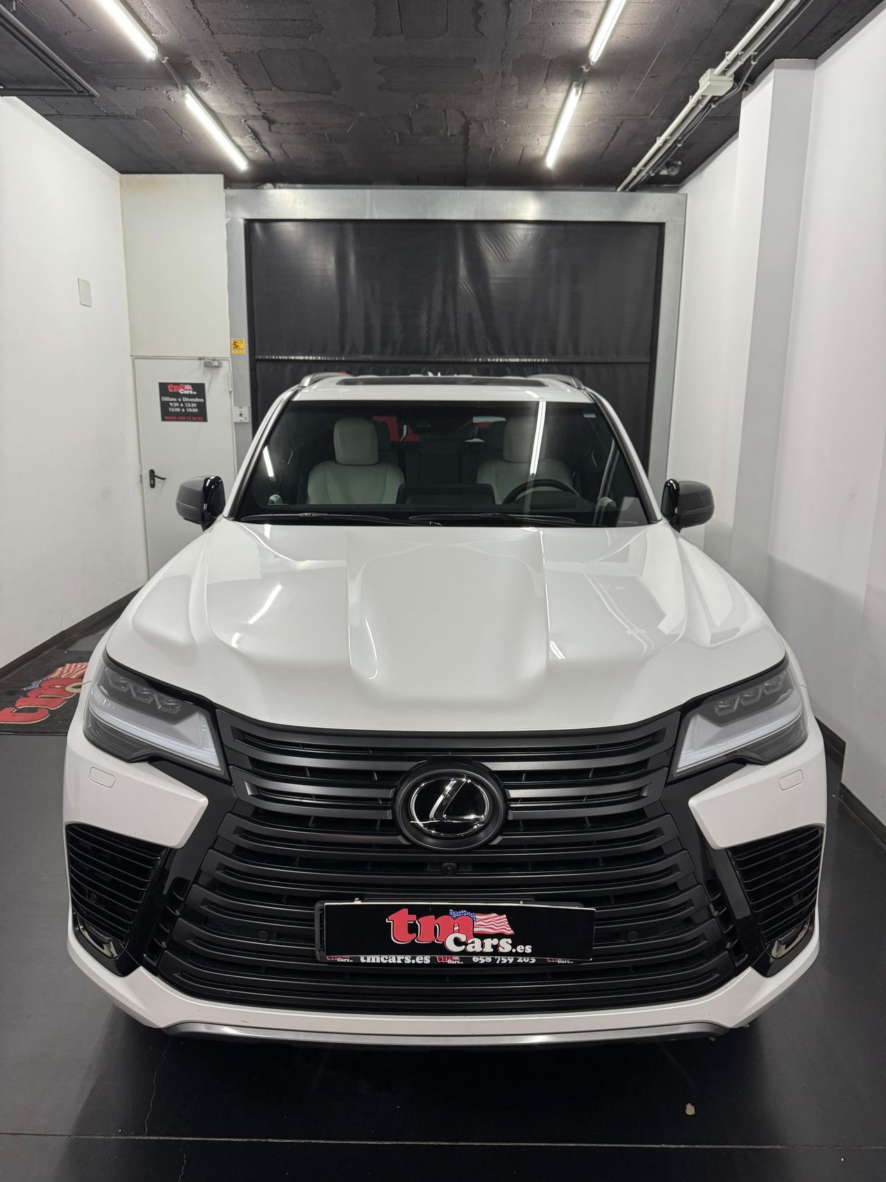 Lexus LX 600  - Foto 1