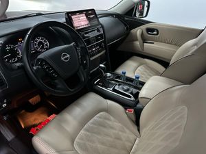Nissan Armada Platinum  - Foto 8