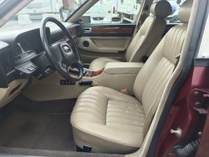 Jaguar XJ SOVERING 4.0 V6 234cv OFERTA AUTOMOBILE`25   VEHÍCULO EN CESIÓN DE VENTA. - Foto 3