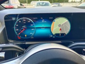 Mercedes GLA 200d AMG LINE. 150cv  - Foto 6