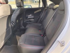 Mercedes GLA 200d AMG LINE. 150cv  - Foto 9