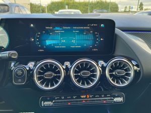 Mercedes GLA 200d AMG LINE. 150cv  - Foto 21