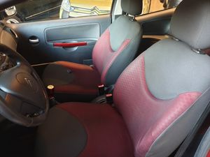 Citroën C2 1.4i Furio  - Foto 8