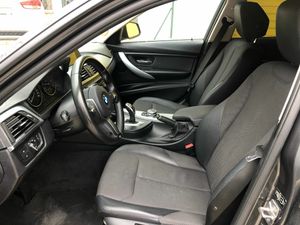 BMW Serie 3 bmw 320 d touring automatico  - Foto 8