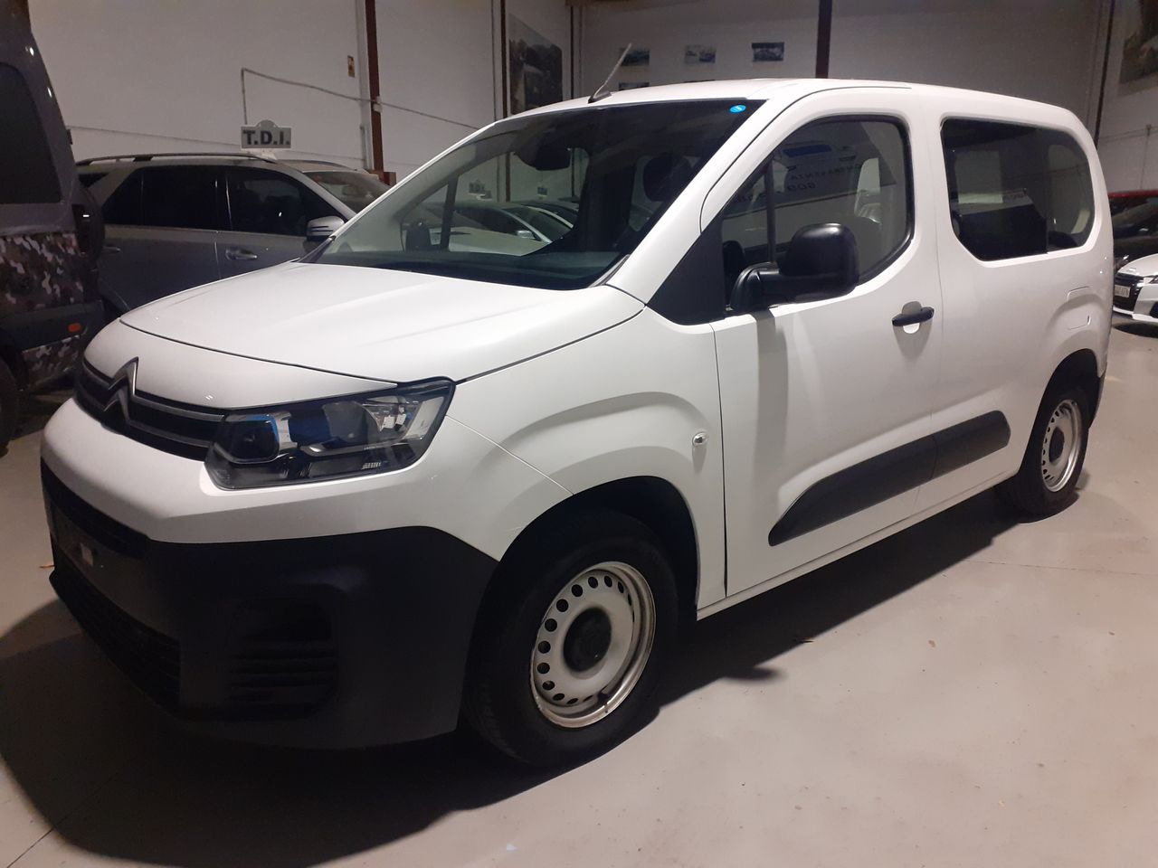 Citroën Berlingo Bluehdi Talla M  - Foto 1