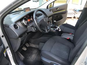 Peugeot 5008 PEUGEOT 5008 1.6 HDI 110 cv  - Foto 15