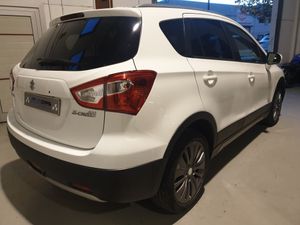 Suzuki SX4 S-Cross 1.6 DDIS Gle  - Foto 4