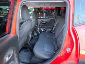 Jeep Renegade 1.0 G 120 cv SPORT - Foto 8
