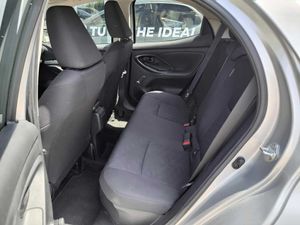 Toyota Yaris 1.5 VVT-I HEV ACTIVE TECH - Foto 11