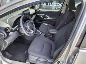 Toyota Yaris 1.5 VVT-I HEV ACTIVE TECH - Foto 8