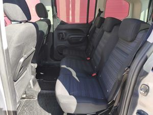 Opel Combo Cargo 1.5 TD 130 cv S/S LIFE ELEGNCE AUTO - Foto 10