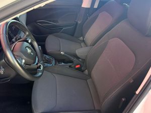 Skoda Fabia 1.0 TSI 85KW DSG SELECTION 5P - Foto 8