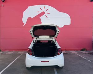 Peugeot 208 1.2L PURETECH 60KW SIGNATURE 5P - Foto 6