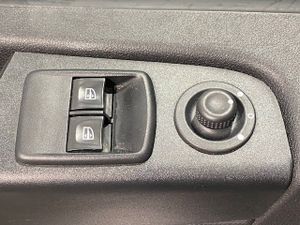Renault Trafic Furgón 29 L2H1 dCi 120cv - GARANTIA MECANICA  - Foto 31