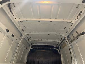 Renault Master Furgon T L2H2 3500 Bl dCi 99kW 135CV - GARANTIA FÁBRICA 08/2025  - Foto 16