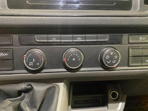 Volkswagen Crafter 35 Furgon BM TA L3H3 2.0TDI 103kW140CV - GARANTIA MECANICA  - Foto 22