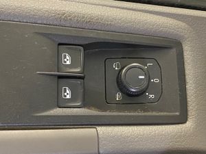 Volkswagen Crafter 35 Furgon BL TA L4H3 2.0TDI 130kW 177CV - GARANTIA FÁBRICA 03/2026  - Foto 26