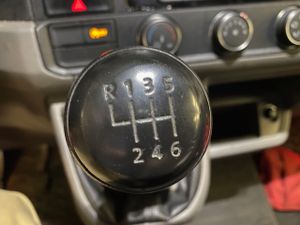 Volkswagen Crafter Crafter Ch. Cb. 2.0TDI SCR RWD 35 BL L4 103kW - GARANTIA MECANICA  - Foto 23