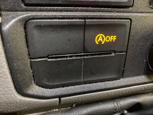 Volkswagen Crafter Crafter Ch. Cb. 2.0TDI SCR RWD 35 BL L4 103kW - GARANTIA MECANICA  - Foto 24