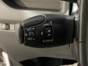 Peugeot Expert Pro 1.5 BlueHDi 100 SS Standard - GARANTIA MECANICA  - Foto 26