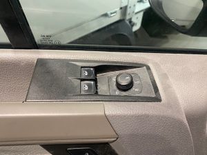 Volkswagen Crafter 35 Furgon BL TA L4H3 2.0TDI 130kW 177CV - GARANTIA FÁBRICA 03/2026  - Foto 25