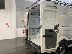 Volkswagen Crafter 35 Furgon BL TA L4H3 2.0TDI 103kW 140CV - GARANTIA FÁBRICA 07/2026  - Foto 15