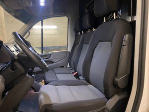 Volkswagen Crafter 35 Furgon BL TA L4H3 2.0TDI 103kW 140CV - GARANTIA FÁBRICA 07/2026  - Foto 27