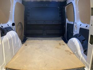 Volkswagen Caddy Cargo 2.0 TDI 90kW 122CV 4MOTION - GARANTIA MECANICA - Foto 11