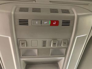 Volkswagen Crafter 35 Furgon BM TN L3H2 2.0TDI 103kW140CV - GARANTIA FÁBRICA 07/2026 - Foto 33