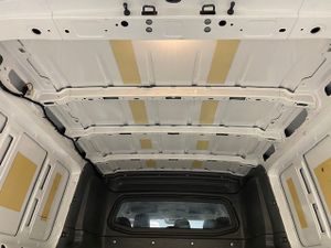 Volkswagen Crafter 35 Furgon BM TN L3H2 2.0TDI 103kW140CV - GARANTIA FÁBRICA 07/2026 - Foto 17