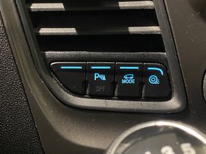 Ford Transit Custom Kombi 2.0 TDCI 320 L1 Trend - GARANTIA FÁBRICA 08/2026 - Foto 24