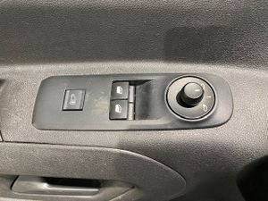 Peugeot Partner Standard 600kg BlueHDi 73kW - Foto 17