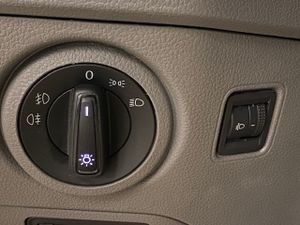 Volkswagen Crafter 35 Furgon BM TA L3H3 2.0TDI 103kW140CV - GARANTIA MECANICA - Foto 26