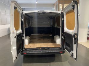 Nissan NV300 Furgón 2.0dCi L2H1 1.2T Comfort 120cv - GARANTIA FÁBRICA 05/2026 - Foto 9