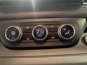 Renault Trafic Furgon L1H1 Blue dCi 130 CV - GARANTIA FÁBRICA 06/2027 - Foto 25