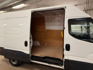 Iveco Daily Furgón 35S12 V 3520L H2 12.0 120cv - GARANTIA MECANICA - Foto 7