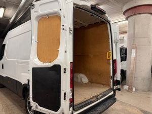 Iveco Daily Furgón 35S12 V 3520L H2 12.0 120cv - GARANTIA MECANICA - Foto 8