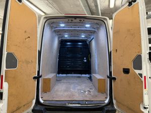 Volkswagen Crafter 35 Furgon BM TA L3H3 2.0TDI 103kW140CV - GARANTIA MECANICA - Foto 8