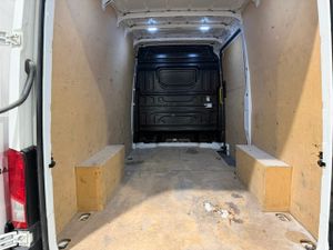 Volkswagen Crafter 35 Furgon BM TA L3H3 2.0TDI 103kW140CV - GARANTIA MECANICA - Foto 10