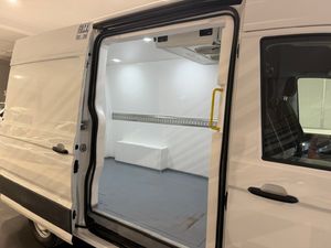 Volkswagen Crafter 35 Furgon BM TA L3H3 2.0TDI 103kW140CV FRIGORIFICO CONGELACION - GARANTIA MECANICA - Foto 15