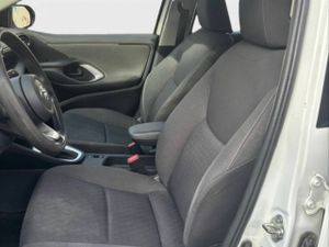 Toyota Yaris 1.5 120H Business Plus - Foto 8