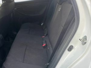 Toyota Yaris 1.5 120H Business Plus - Foto 9