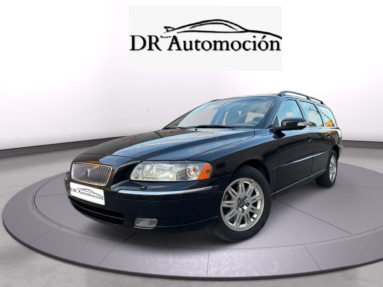 Volvo V70 2.4 D5 Momentum - Foto 1