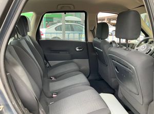 Renault Grand Scénic 1.6i 16v 110cv Confort - Foto 5