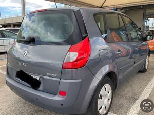 Renault Grand Scénic 1.6i 16v 110cv Confort - Foto 3