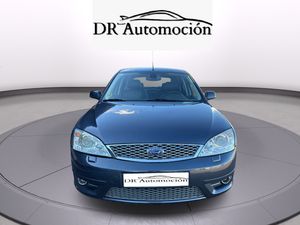 Ford Mondeo 5p Titanium X 2.2 TDCi 155cv 6 vel. - Foto 3