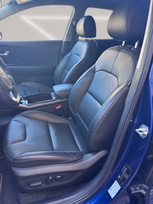 Kia e-Niro 150 kW (204 CV) batería 64 kWh Emotion - Foto 8