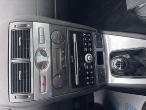 Ford Mondeo 4p Titanium 2.0 TDCi 130cv 6 vel. - Foto 11