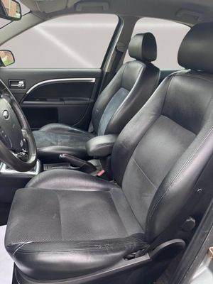 Ford Mondeo 4p Titanium 2.0 TDCi 130cv 6 vel. - Foto 8